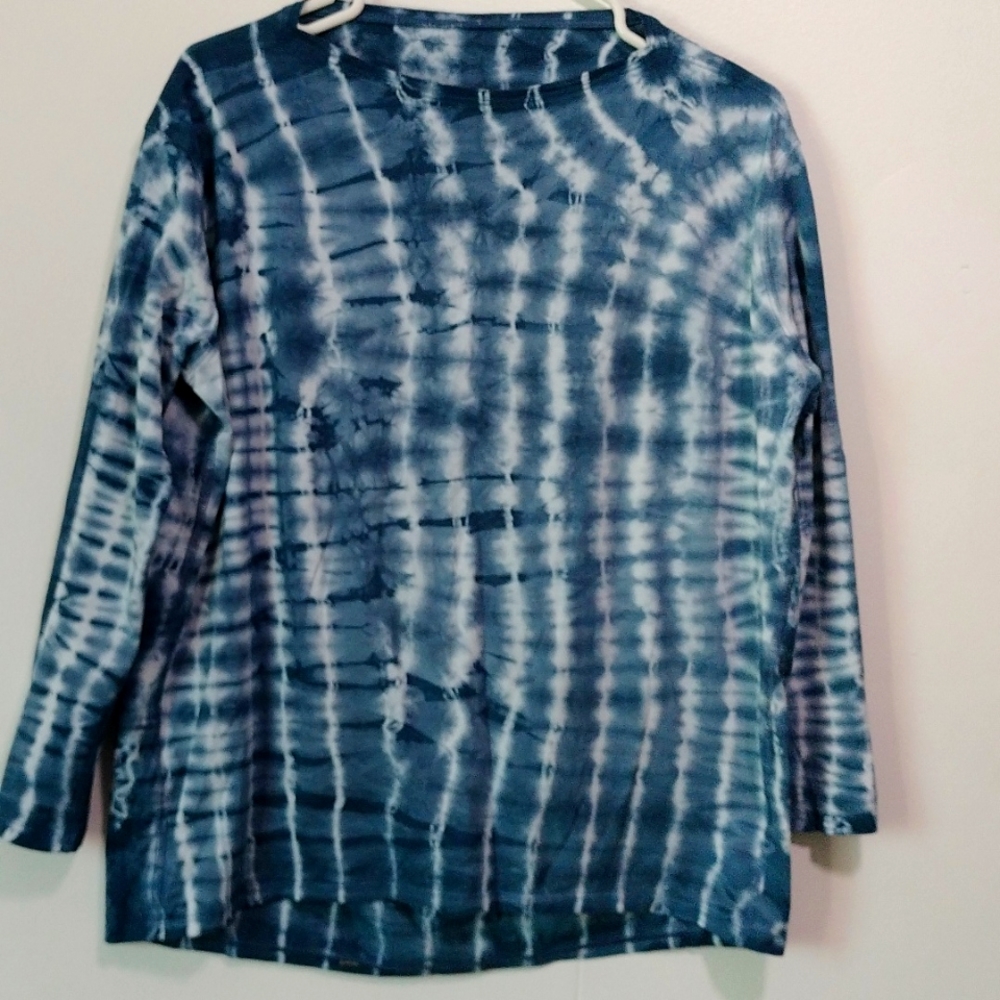 lululemon athletica Blue Tie-Dye Long Sleeve Top